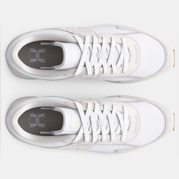 Women's Under Armour Essential Runner Shoes, Size 10 White NEW - Picture 4 of 7